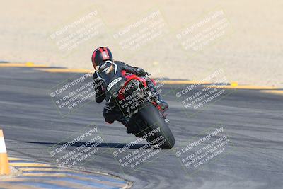 media/Dec-05-2024-Racers Edge (Thu) [[e102e0690b]]/3-B Group/Session 1 Turn 8 Backside/